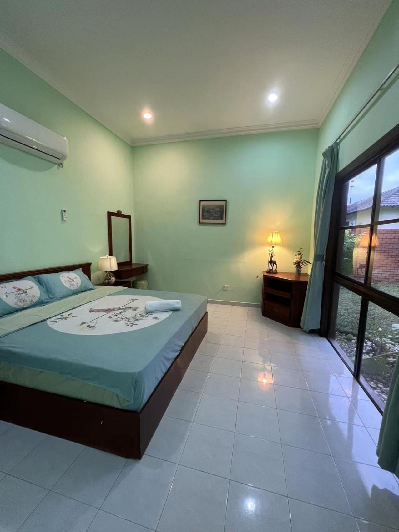 Melaka Afamosa Resort D'Amour Comfortable And Healing With Theater Projector Private Villa With Garden View Swimming Pool Seasonal Christmas Theme Zewnętrze zdjęcie